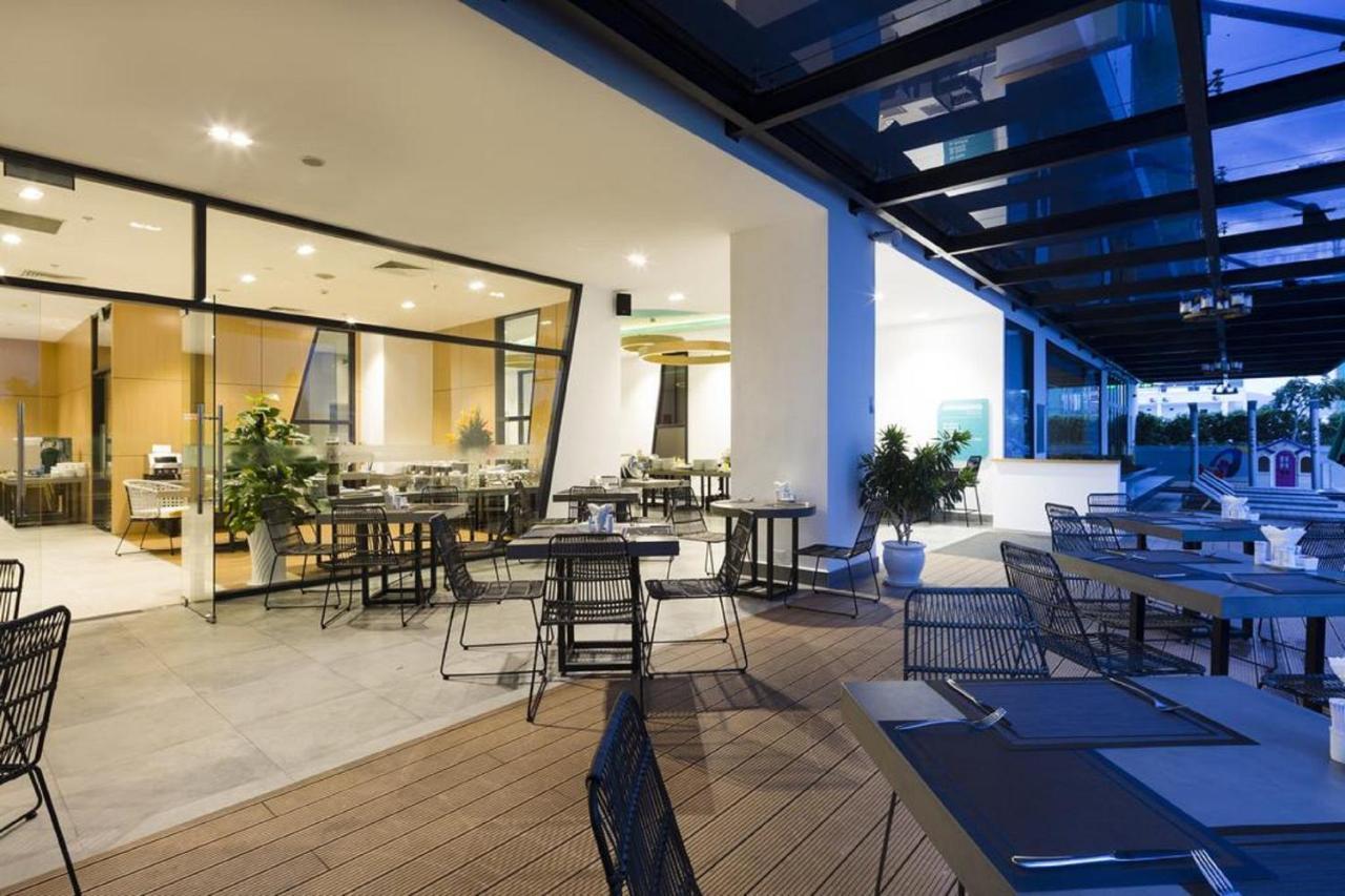 Parama Apartments Balcony Beachfront Nha Trang Exterior photo