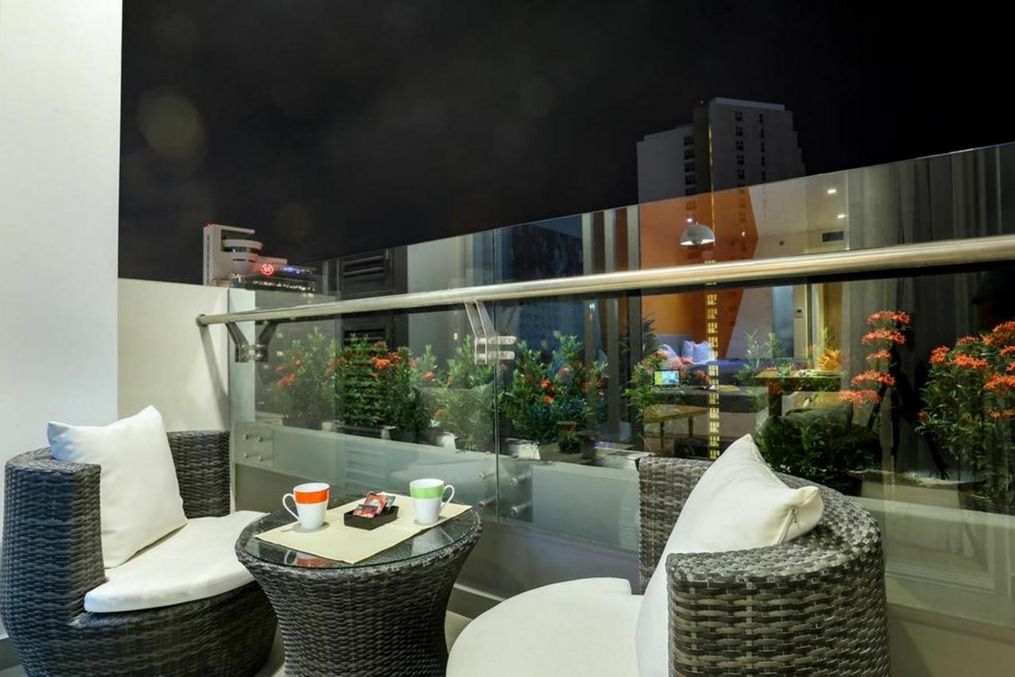 Parama Apartments Balcony Beachfront Nha Trang Exterior photo